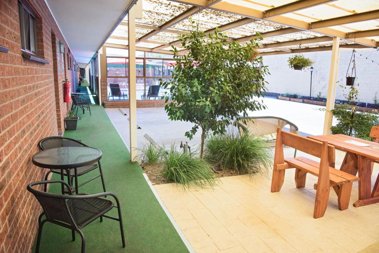 Elm Court Motel Άλμπουρι Εξωτερικό φωτογραφία