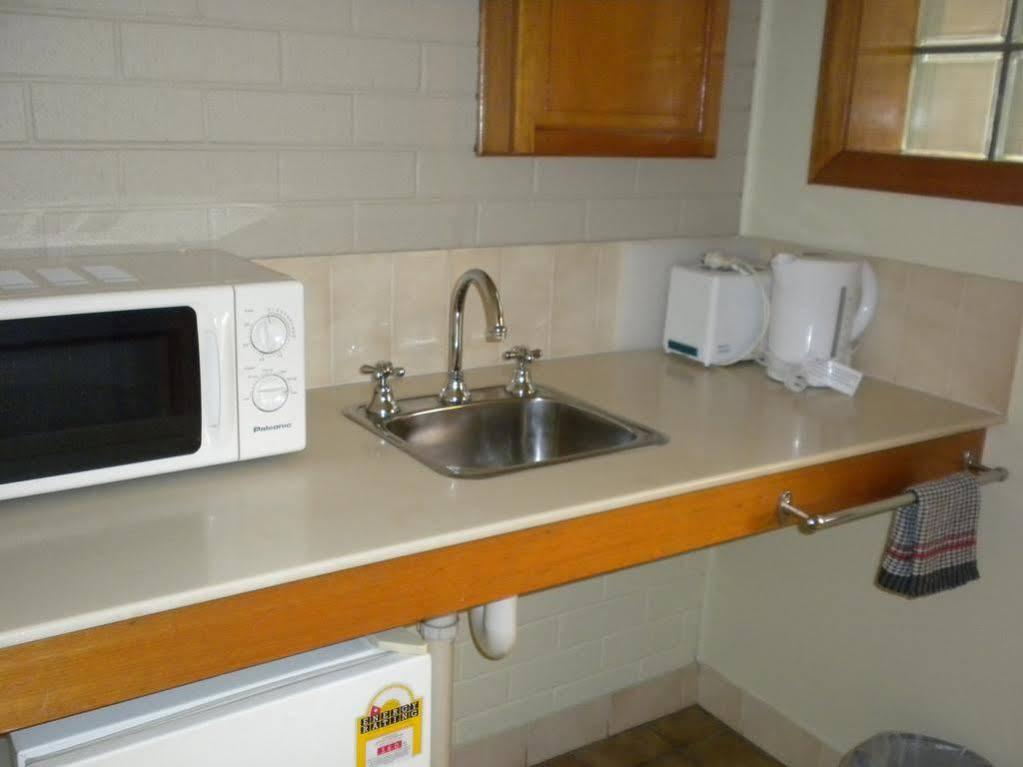 Elm Court Motel Άλμπουρι Εξωτερικό φωτογραφία